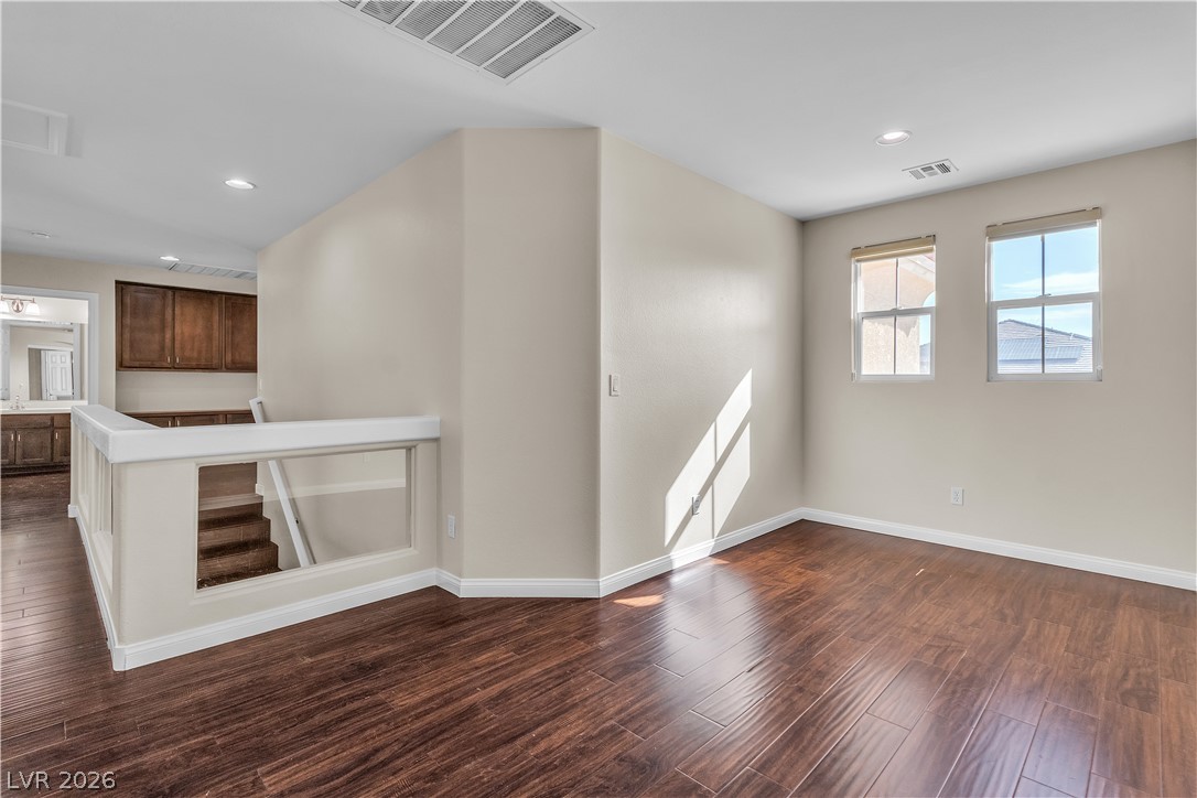 9967 Pipestone Street Las Vegas NV 89141