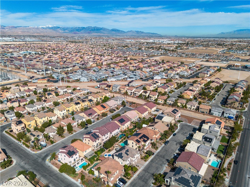 9967 Pipestone Street Las Vegas NV 89141