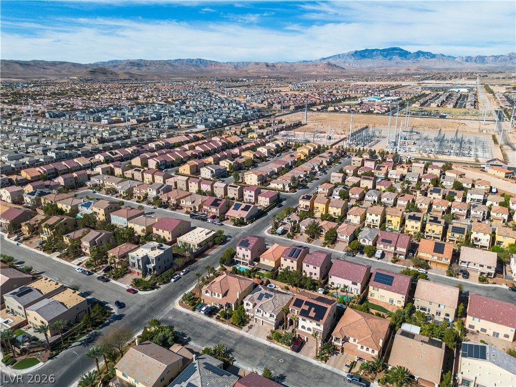 9967 Pipestone Street Las Vegas NV 89141