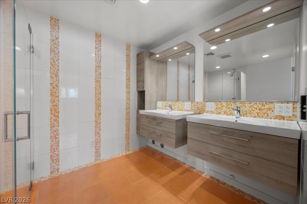 4016 Vegas Drive Las Vegas NV 89108