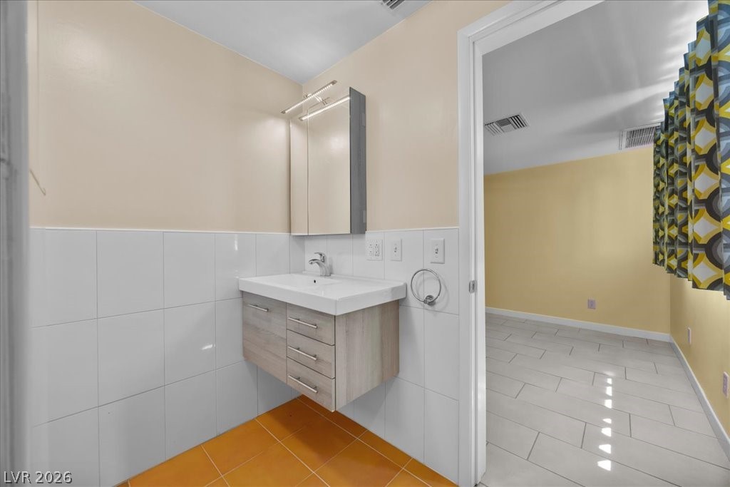 4016 Vegas Drive Las Vegas NV 89108