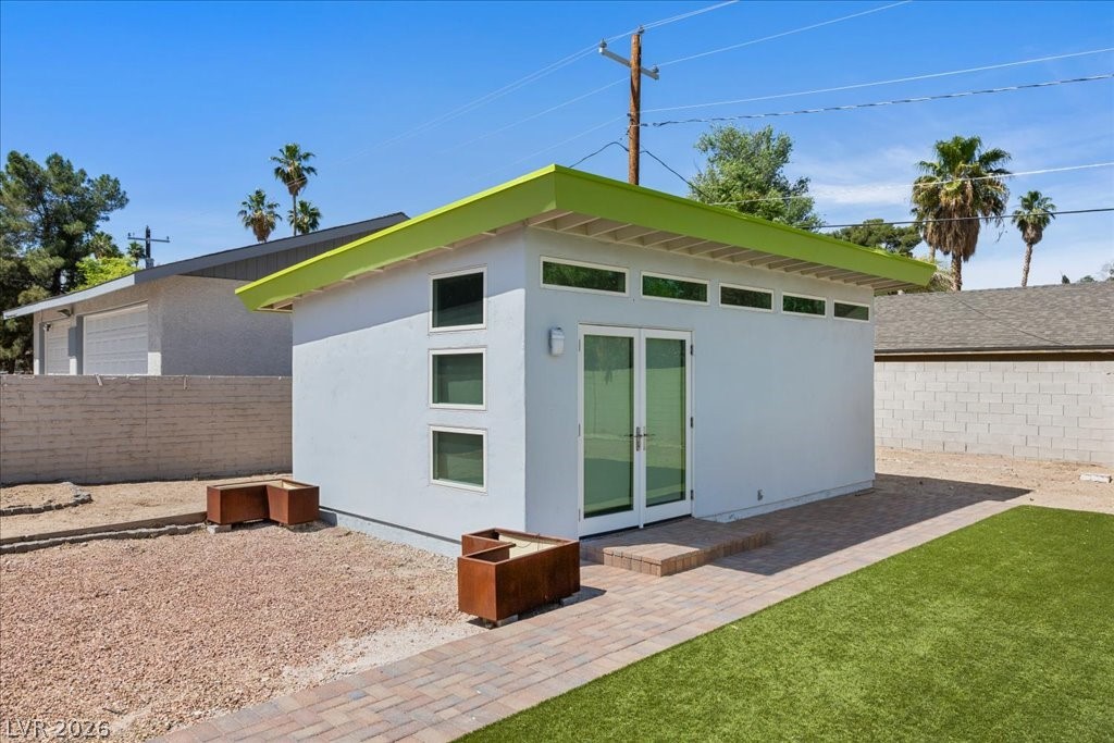 4016 Vegas Drive Las Vegas NV 89108