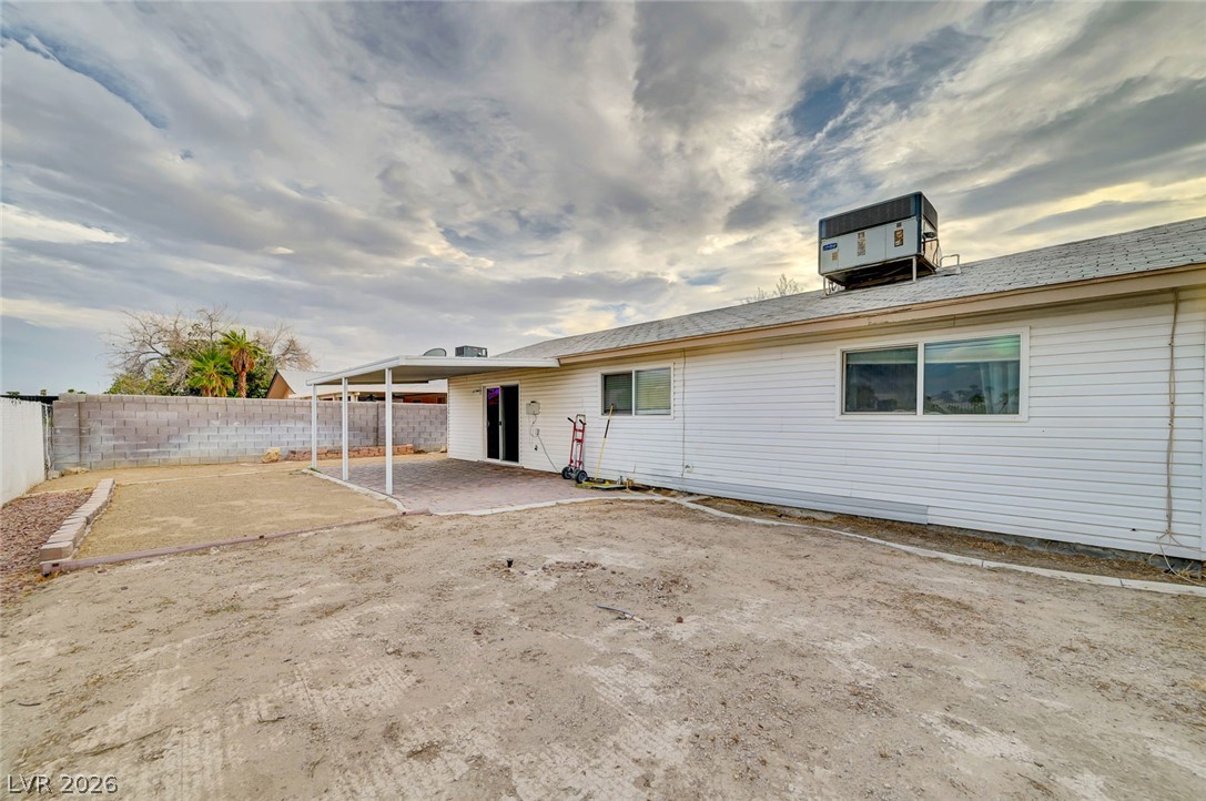 329 Santa Fe Street Las Vegas NV 89145