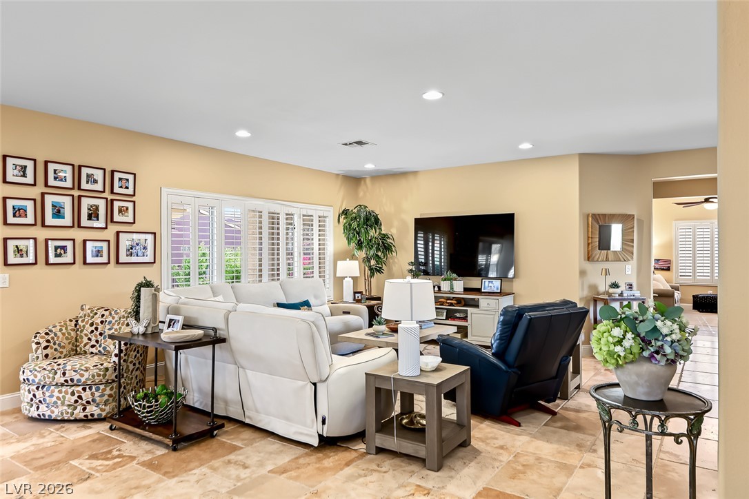 1646 Sebring Hills Drive Henderson NV 89052