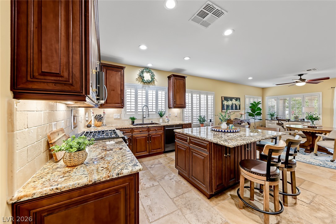 1646 Sebring Hills Drive Henderson NV 89052