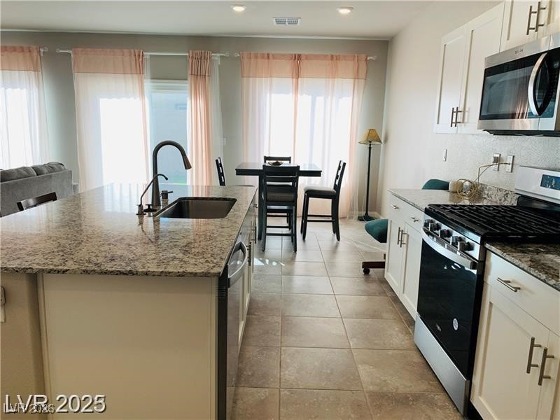 7867 Pink Opal Avenue Las Vegas NV 89113