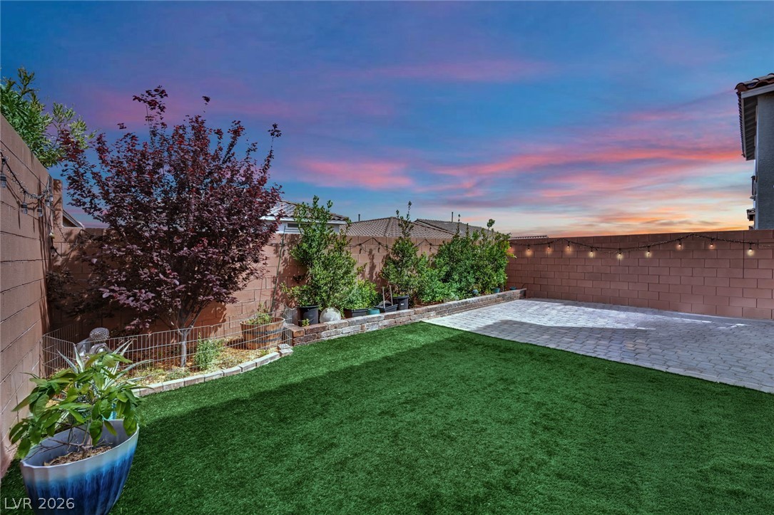 10854 Power Hike Avenue Las Vegas NV 89166
