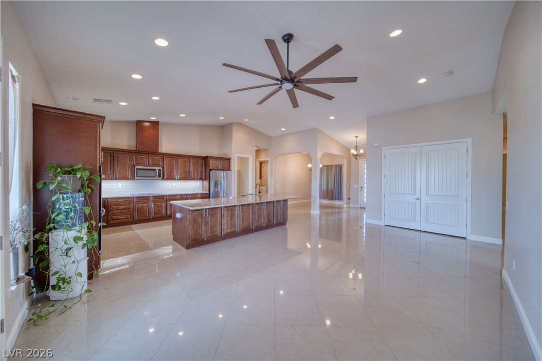 2890 Oakleaf Avenue Pahrump NV 89048