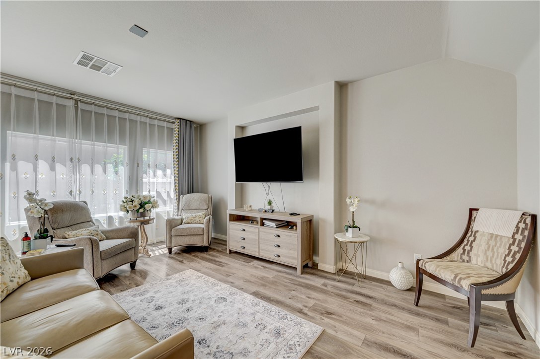 6543 Averill Creek Avenue Las Vegas NV 89118