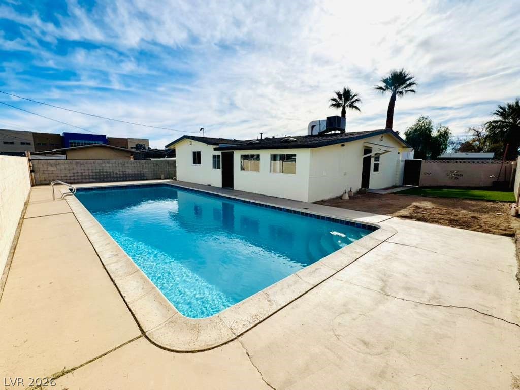4112 Las Lomas Avenue Las Vegas NV 89102