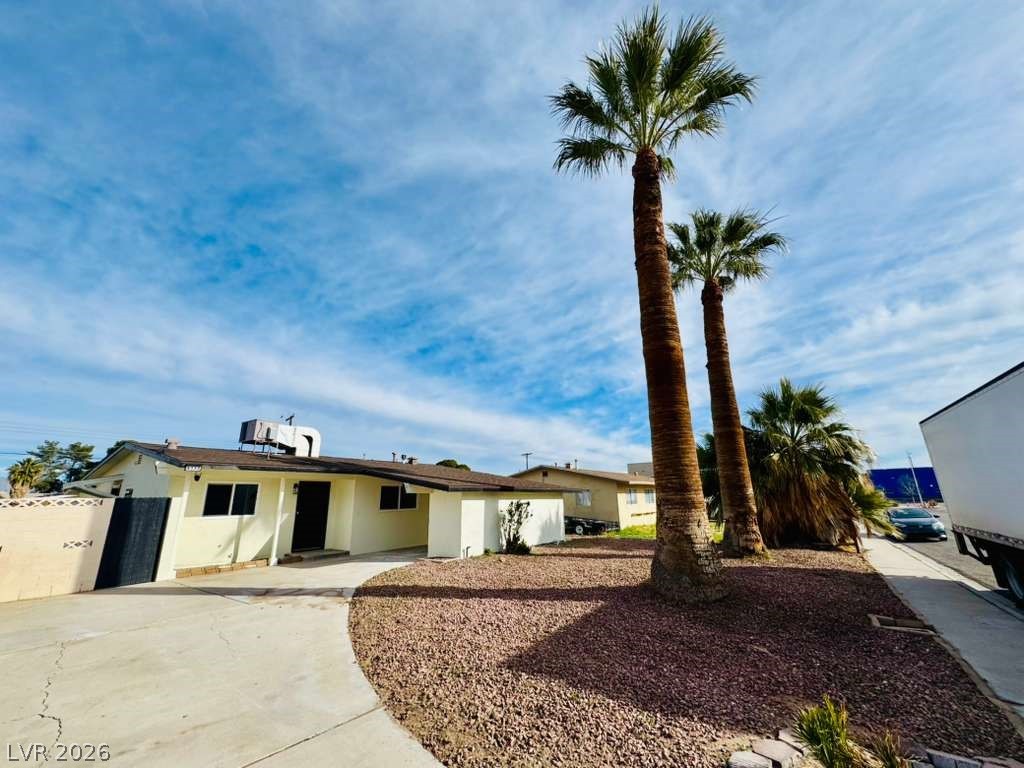 4112 Las Lomas Avenue Las Vegas NV 89102