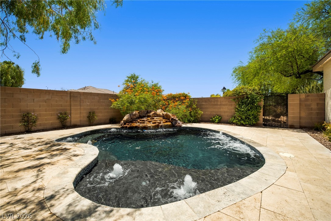 7220 Lake Farm Avenue Las Vegas NV 89131