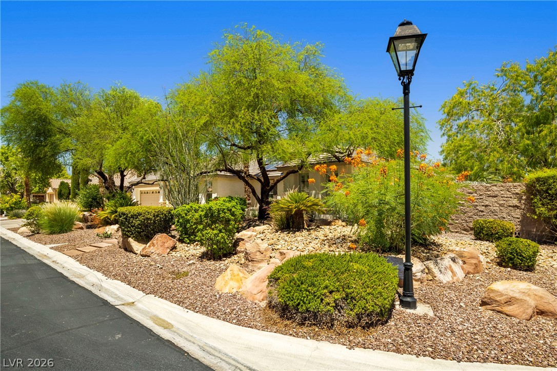 7220 Lake Farm Avenue Las Vegas NV 89131