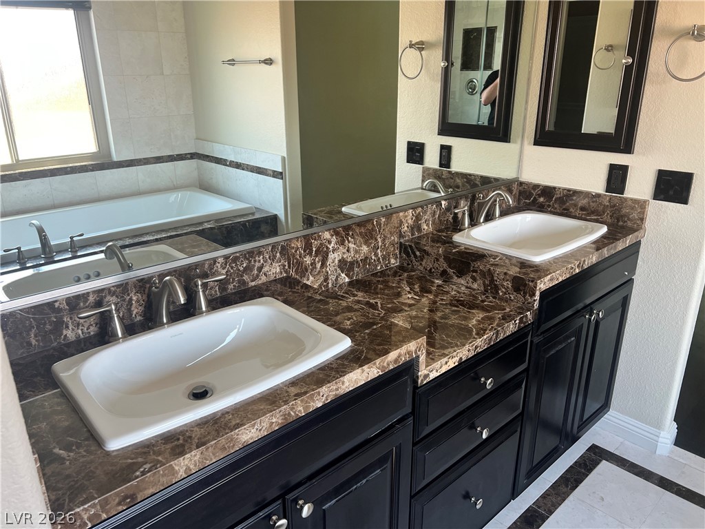 8225 Woodland Prairie Avenue Las Vegas NV 89129
