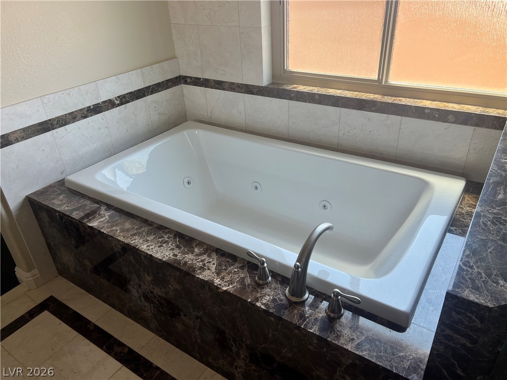 8225 Woodland Prairie Avenue Las Vegas NV 89129
