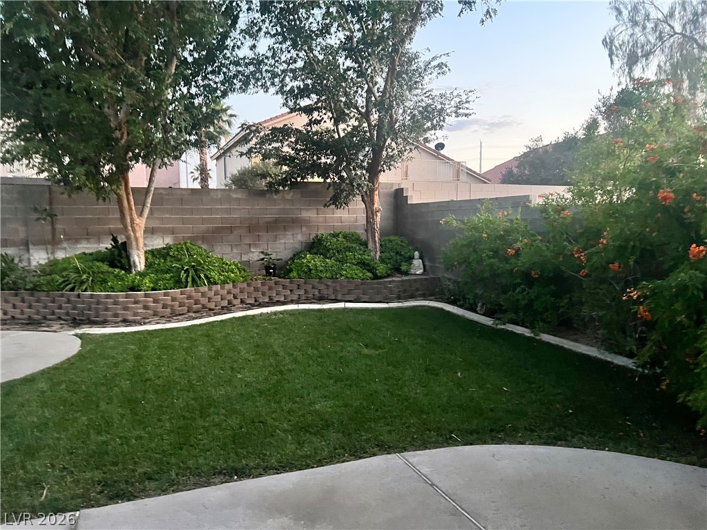 8225 Woodland Prairie Avenue Las Vegas NV 89129