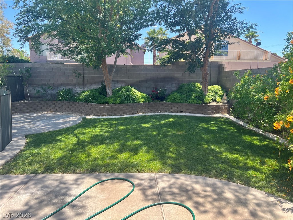 8225 Woodland Prairie Avenue Las Vegas NV 89129