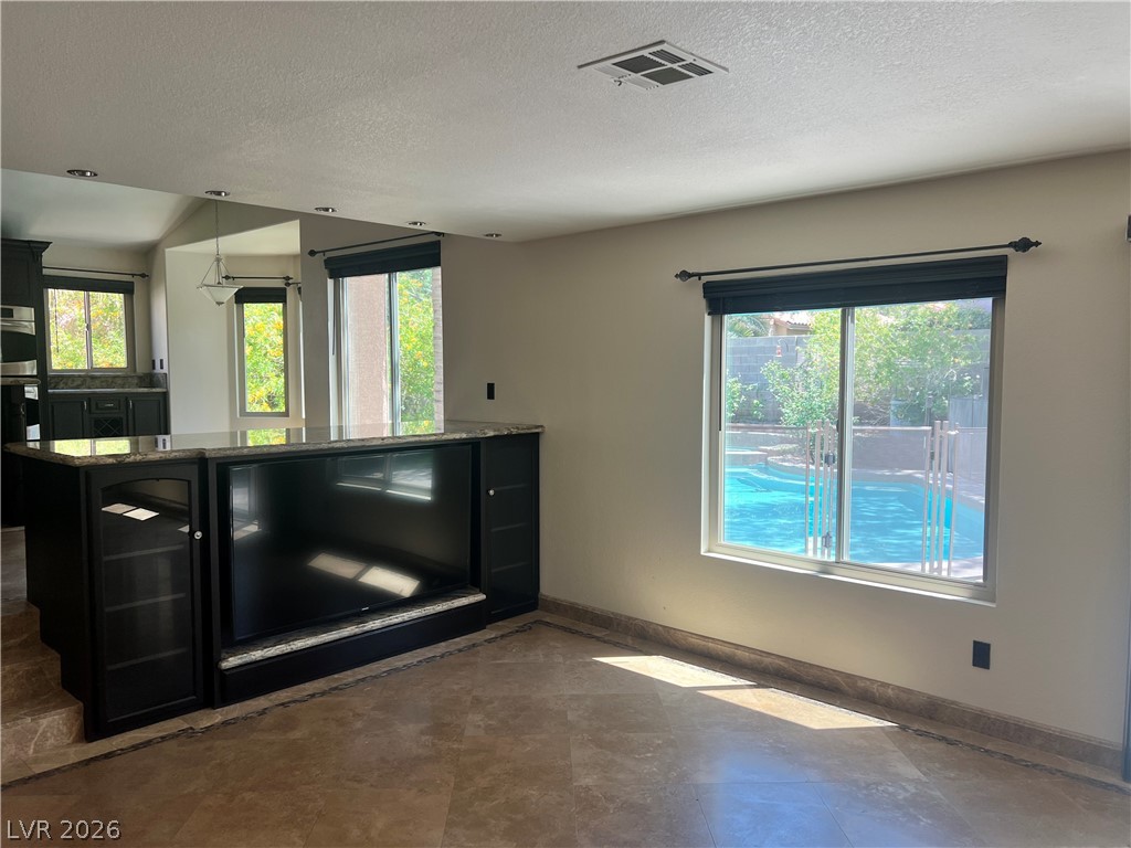 8225 Woodland Prairie Avenue Las Vegas NV 89129