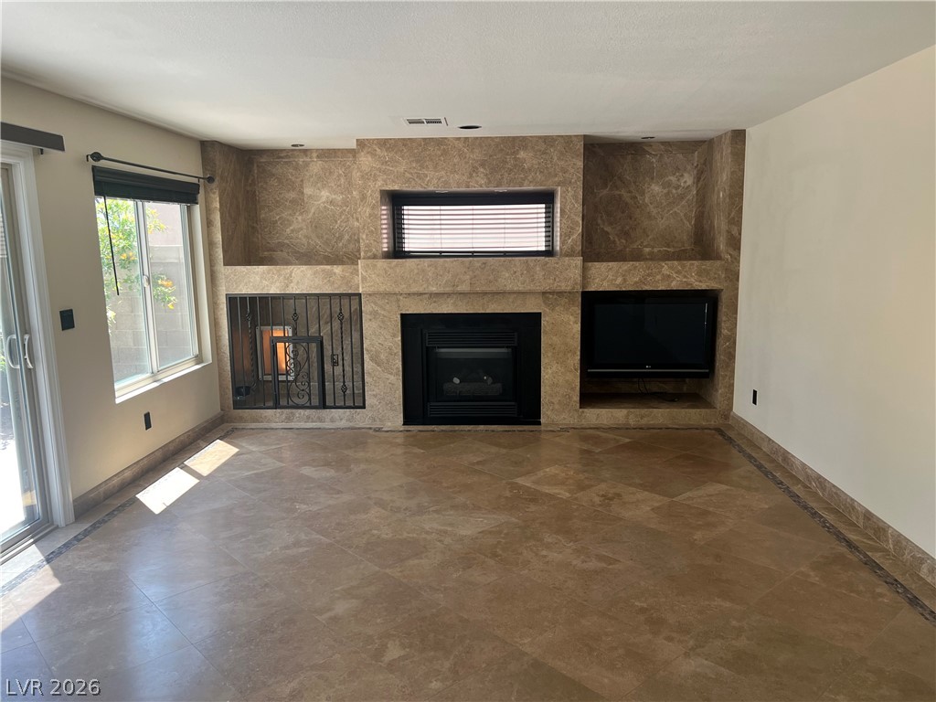 8225 Woodland Prairie Avenue Las Vegas NV 89129