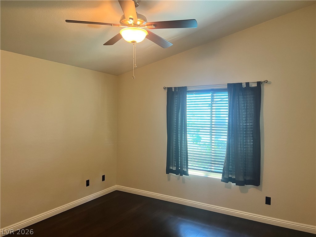 8225 Woodland Prairie Avenue Las Vegas NV 89129