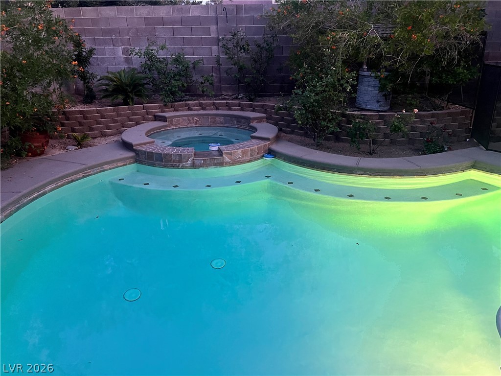 8225 Woodland Prairie Avenue Las Vegas NV 89129