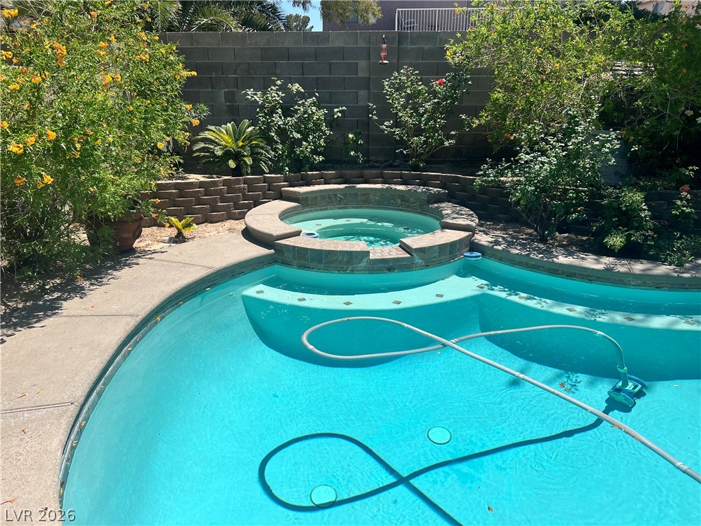 8225 Woodland Prairie Avenue Las Vegas NV 89129