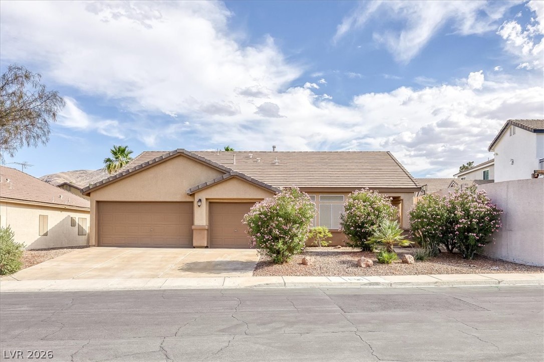 1087 Las Palmas Entrada Avenue Henderson NV 89012
