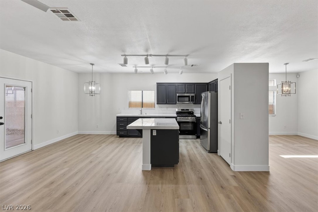1087 Las Palmas Entrada Avenue Henderson NV 89012