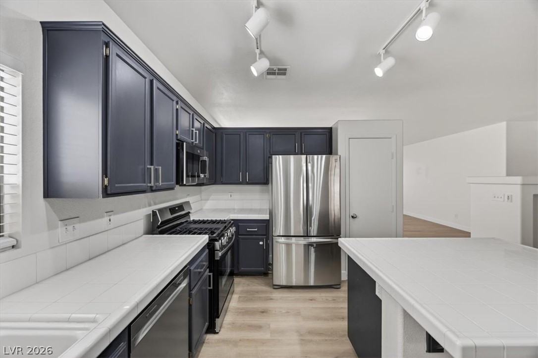 1087 Las Palmas Entrada Avenue Henderson NV 89012