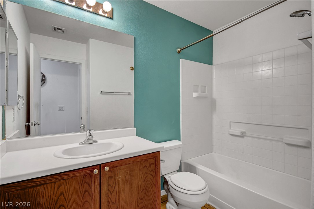 9052 Pearl Cotton Avenue Las Vegas NV 89149