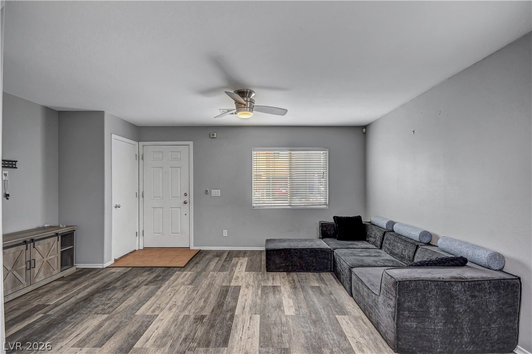 9052 Pearl Cotton Avenue Las Vegas NV 89149