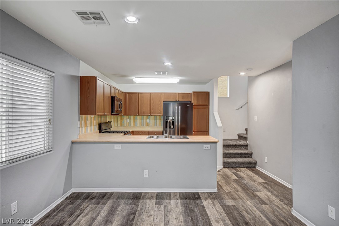 9052 Pearl Cotton Avenue Las Vegas NV 89149