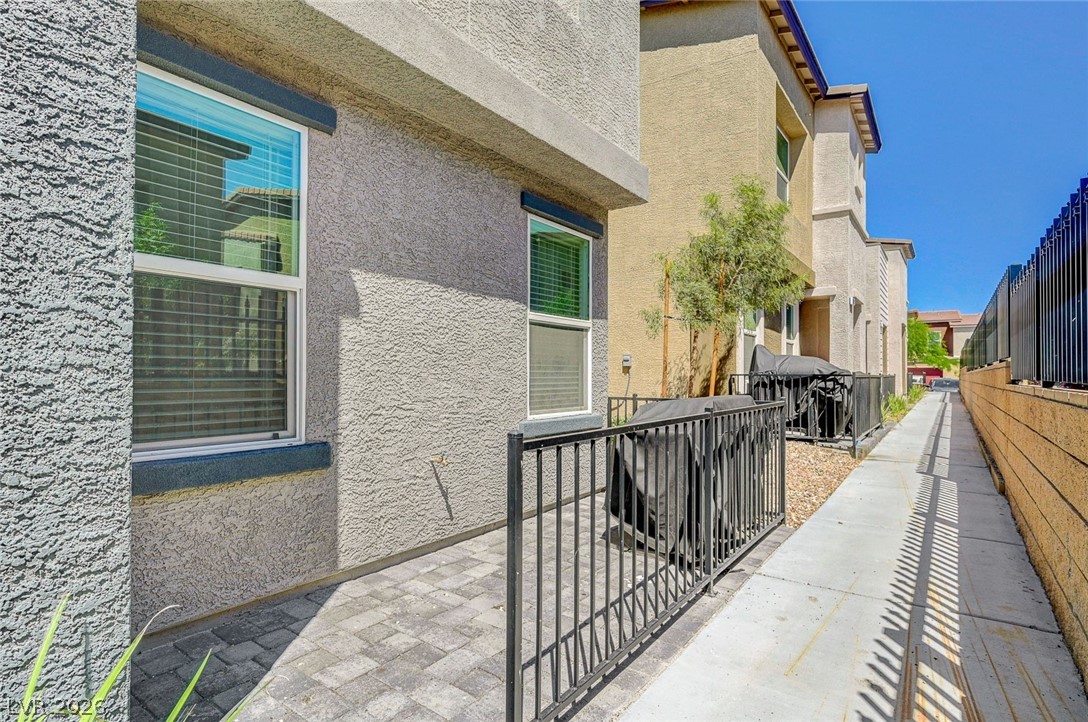 6928 Honor Hill Street Las Vegas NV 89166