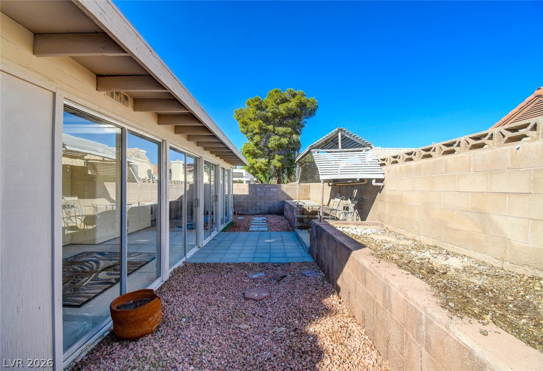 928 Nellie Jo Drive Las Vegas NV 89123