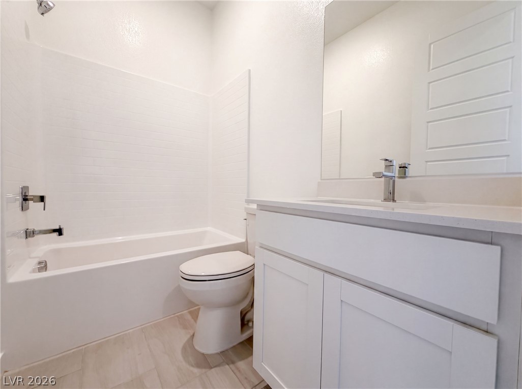 8220 Gusty Brook Street Las Vegas NV 89113