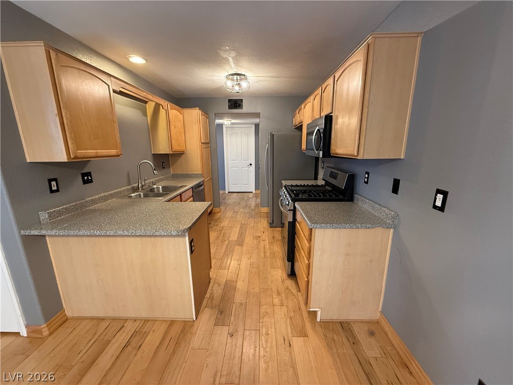 517 Crumpler Place Henderson NV 89052