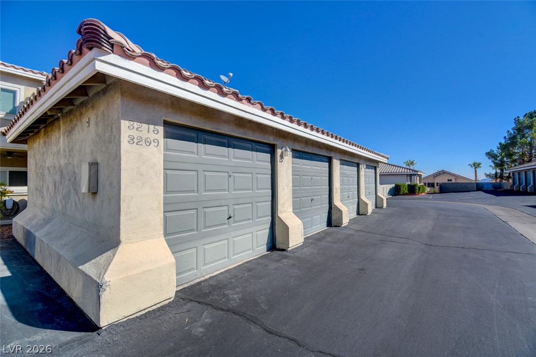 3205 Mystic Ridge Court Las Vegas NV 89129