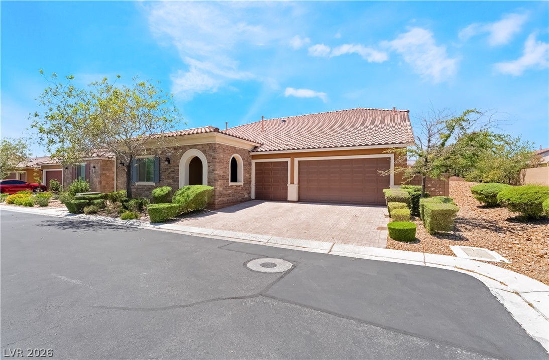 6011 Vista Clara Street Las Vegas NV 89148