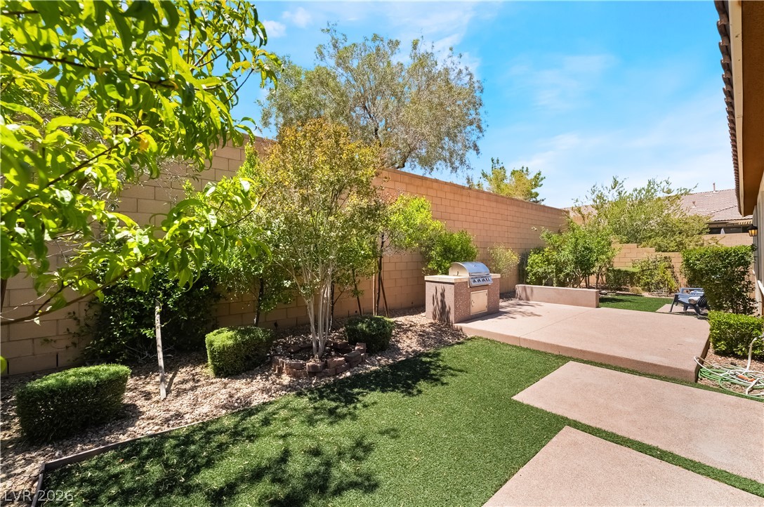 6011 Vista Clara Street Las Vegas NV 89148