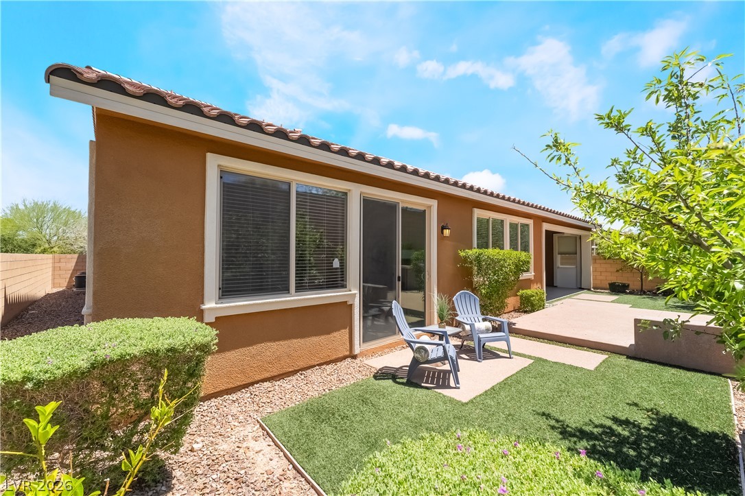 6011 Vista Clara Street Las Vegas NV 89148