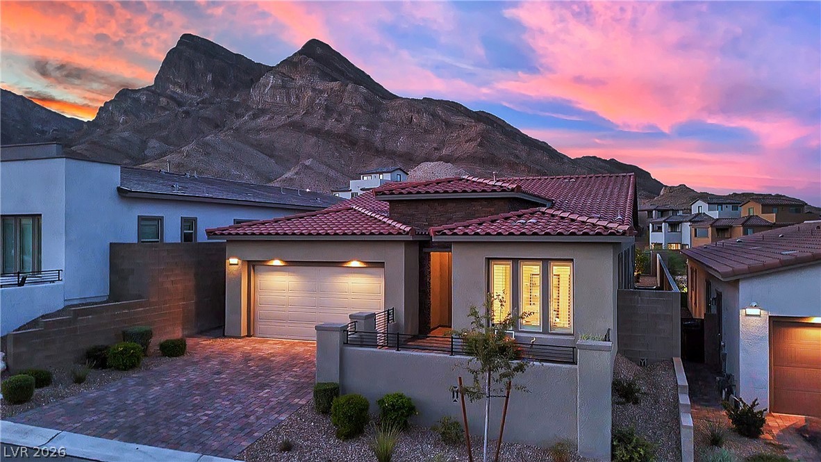 11724 Hatchling Avenue Las Vegas NV 89138