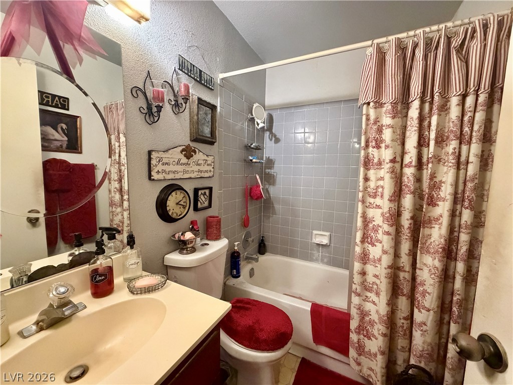 8217 Abercrombe Way Las Vegas NV 89145
