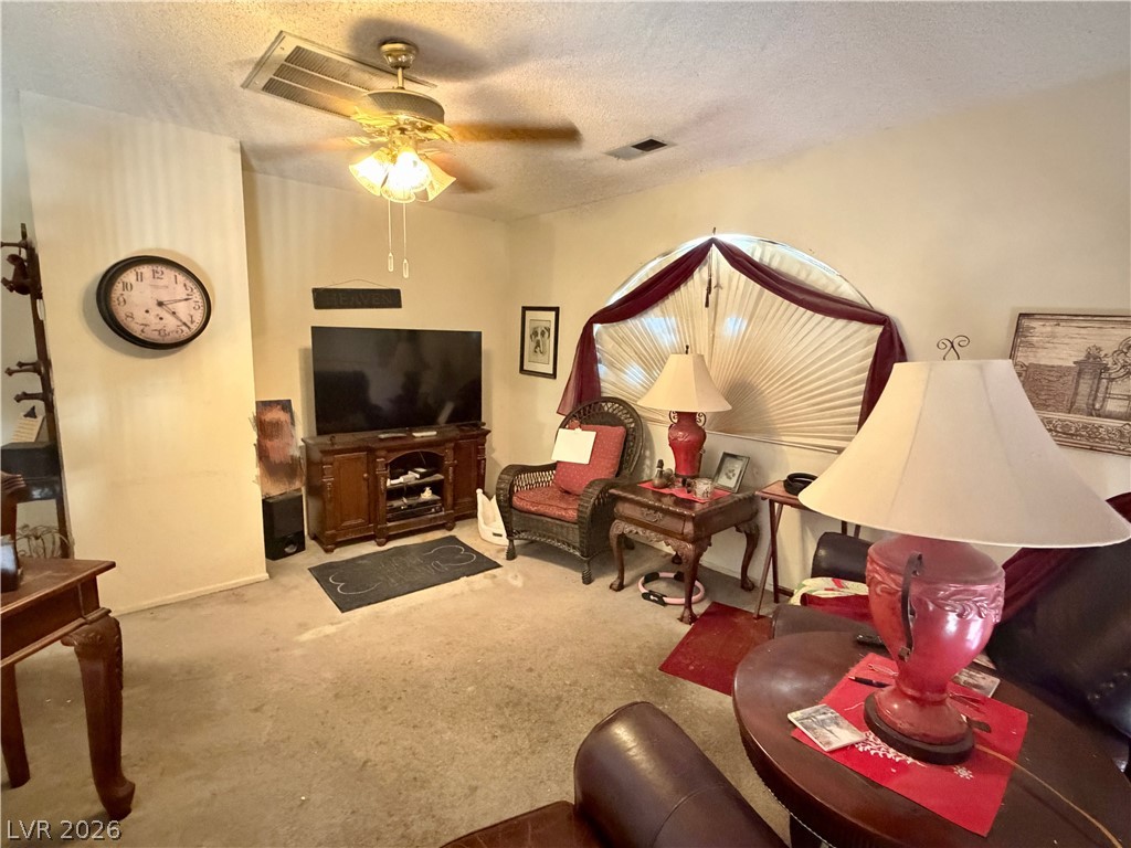 8217 Abercrombe Way Las Vegas NV 89145