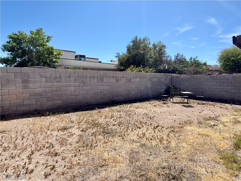 8217 Abercrombe Way Las Vegas NV 89145