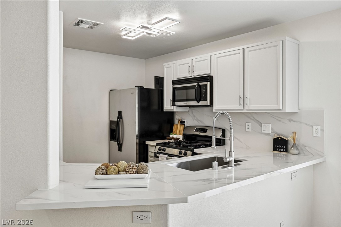 9957 Keephills Street Las Vegas NV 89183