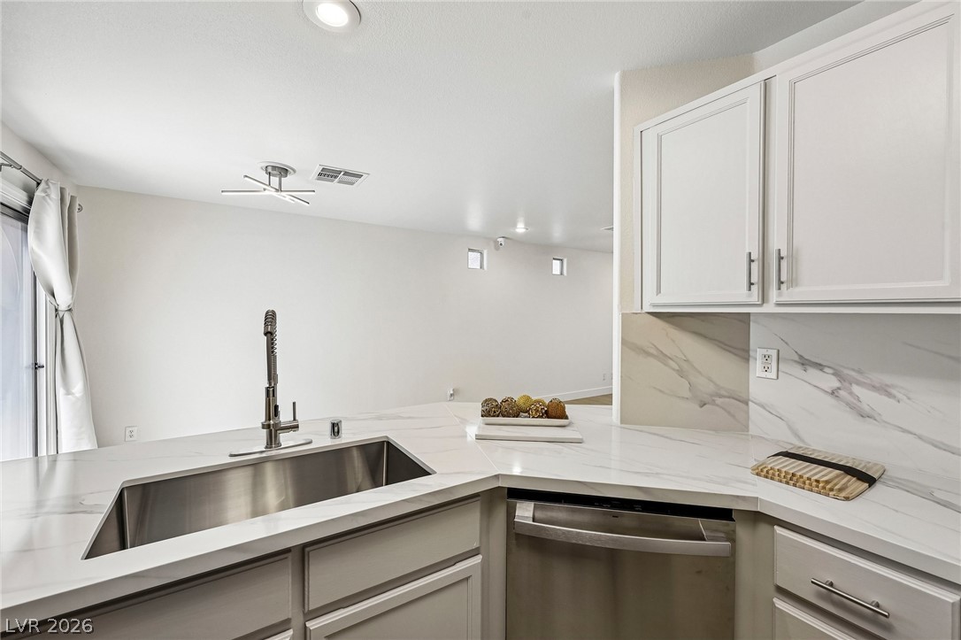 9957 Keephills Street Las Vegas NV 89183