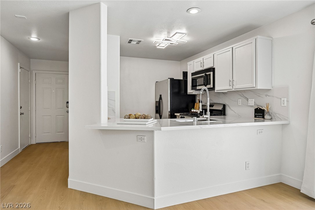 9957 Keephills Street Las Vegas NV 89183