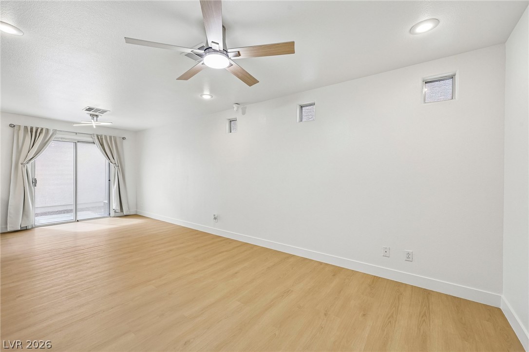 9957 Keephills Street Las Vegas NV 89183