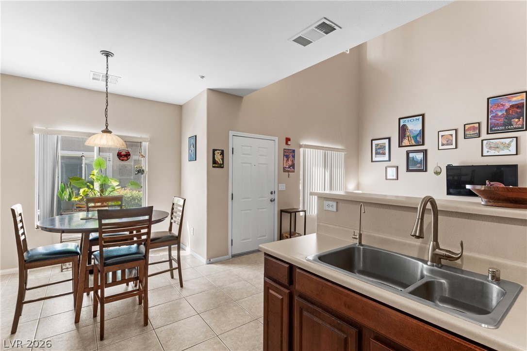 10535 Hedge View Avenue Las Vegas NV 89129