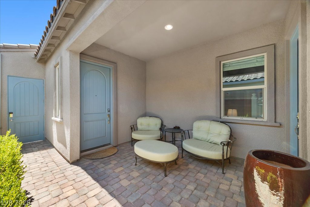 82 Nine Mile Creek Drive Las Vegas NV 89138